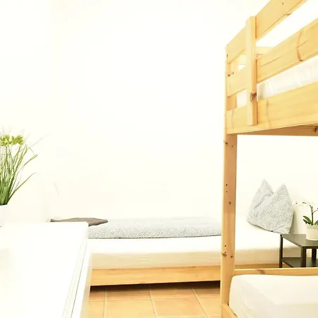 Riesiges Zentrales Mit Parkplatz Apartment