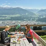 Riesiges Zentrales Mit Parkplatz Apartment Innsbruck