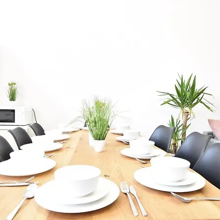 Riesiges Zentrales Mit Parkplatz Apartamento