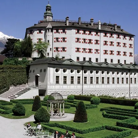 Riesiges Zentrales Mit Parkplatz Apartmán Innsbruck