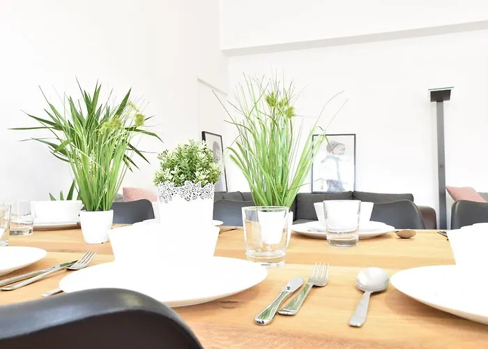 Riesiges Zentrales Mit Parkplatz * Innsbruck