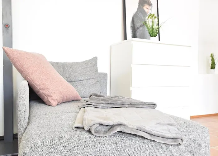 Riesiges Zentrales Mit Parkplatz Apartmán *