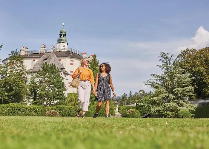 Riesiges Zentrales Mit Parkplatz Apartment *