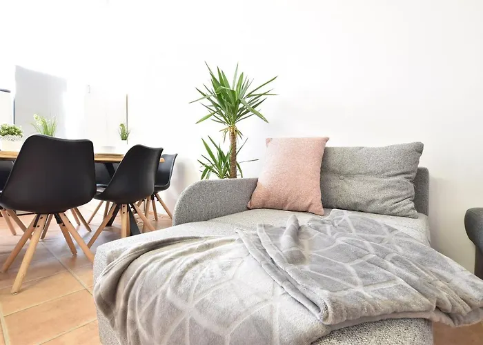 Apartmán Riesiges Zentrales Mit Parkplatz Innsbruck