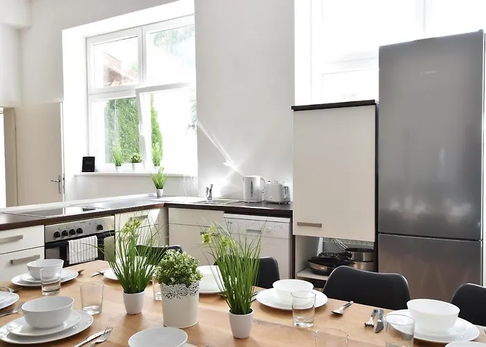 Riesiges Zentrales Mit Parkplatz Innsbruck