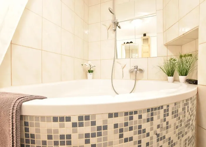 Riesiges Zentrales Mit Parkplatz Apartament